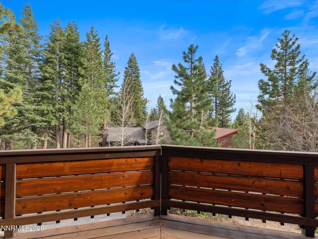 962 Red Feather Incline Village NV 89451