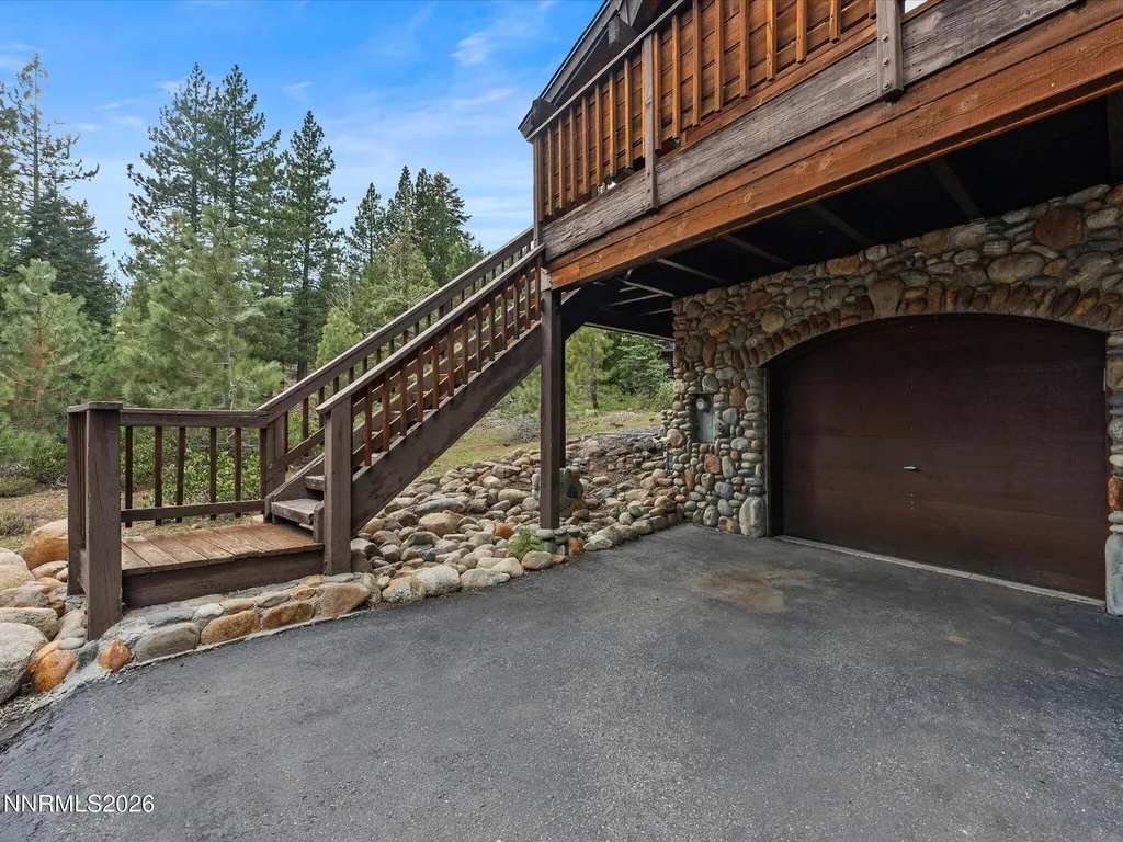 962 Red Feather Incline Village NV 89451