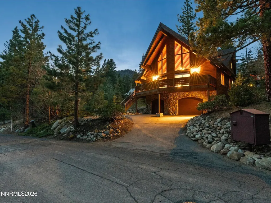 962 Red Feather Incline Village NV 89451