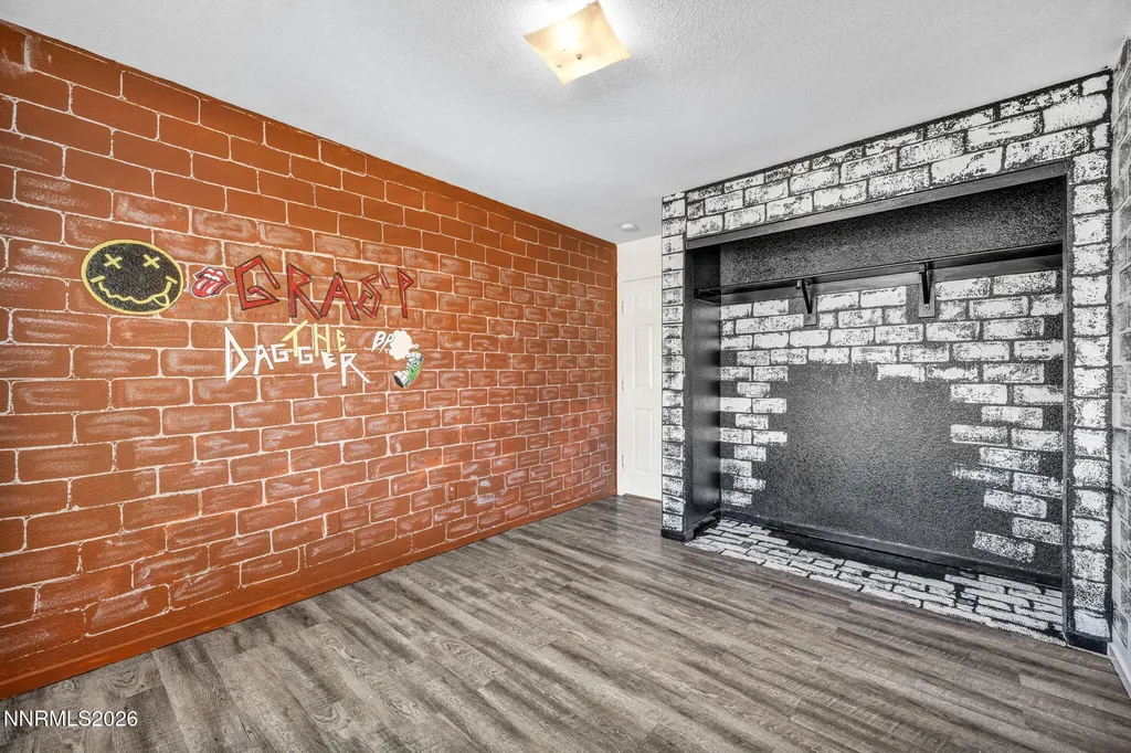 17511 Crystal Canyon Reno NV 89508