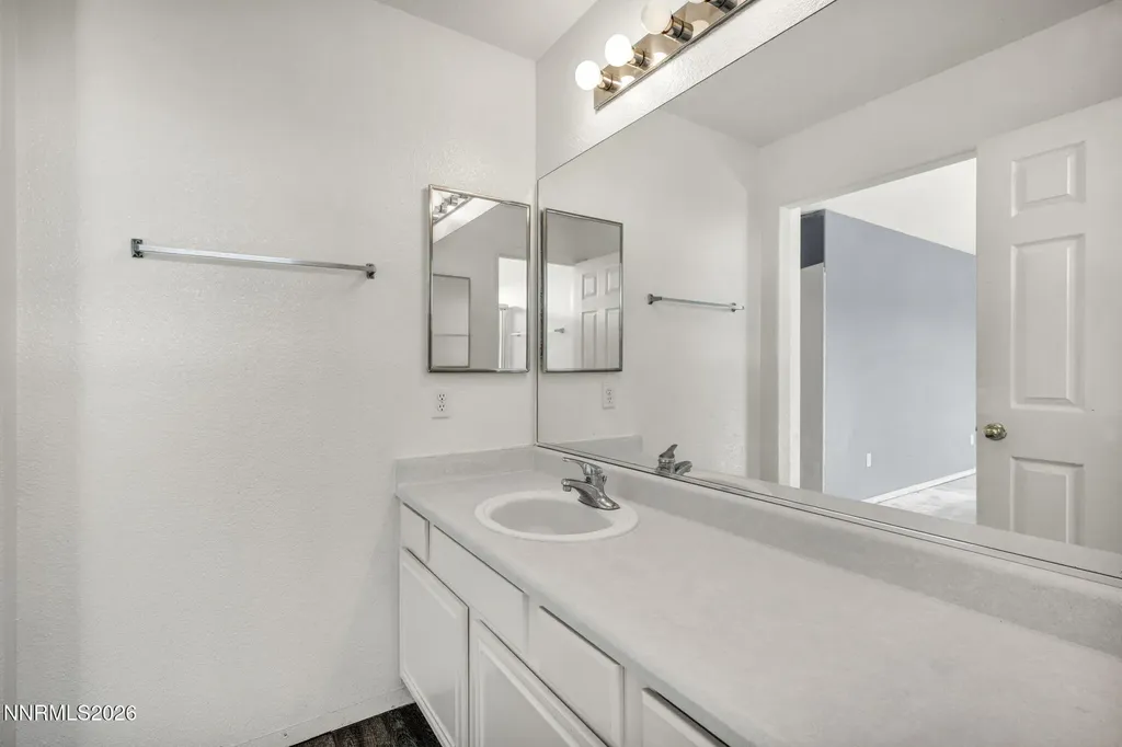 17511 Crystal Canyon Reno NV 89508
