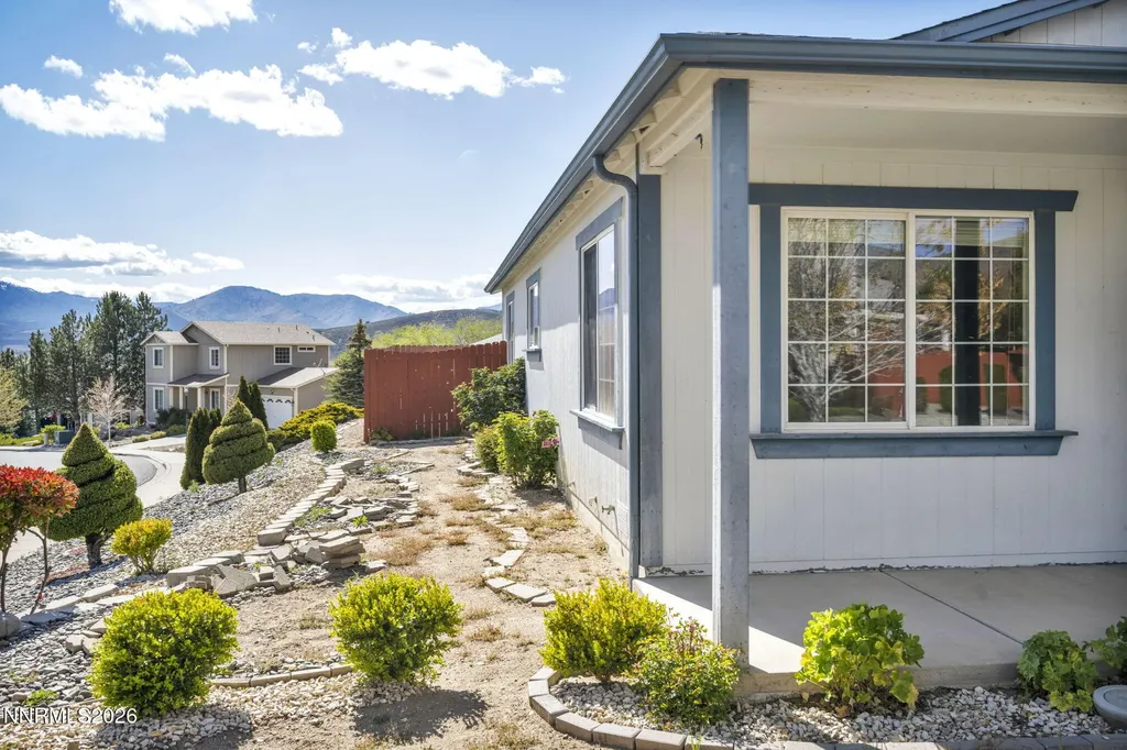 17511 Crystal Canyon Reno NV 89508