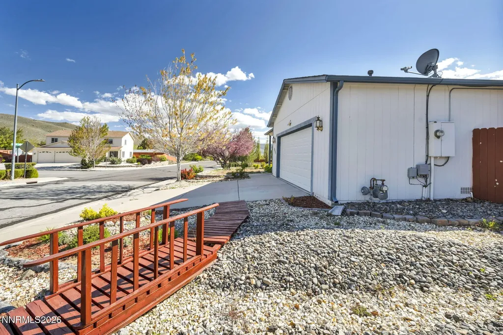 17511 Crystal Canyon Reno NV 89508
