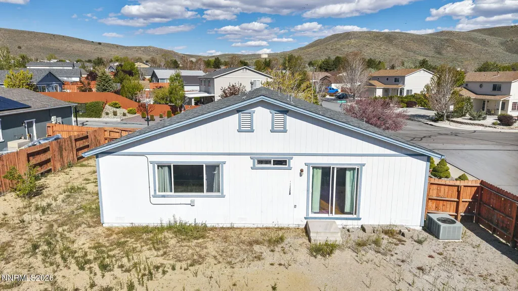 17511 Crystal Canyon Reno NV 89508