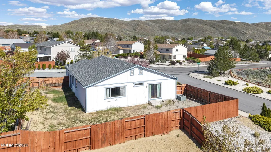 17511 Crystal Canyon Reno NV 89508