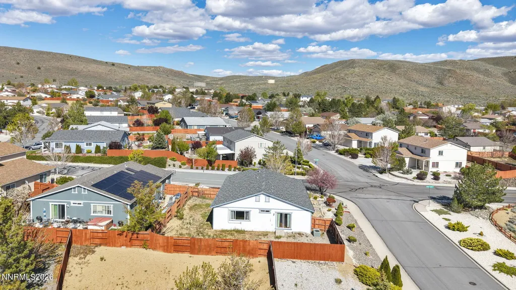 17511 Crystal Canyon Reno NV 89508
