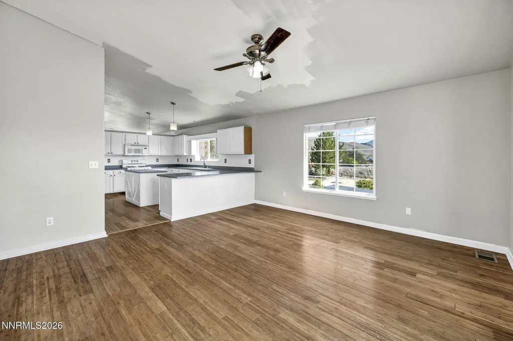 17511 Crystal Canyon Reno NV 89508