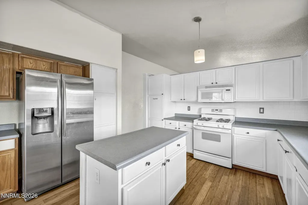 17511 Crystal Canyon Reno NV 89508