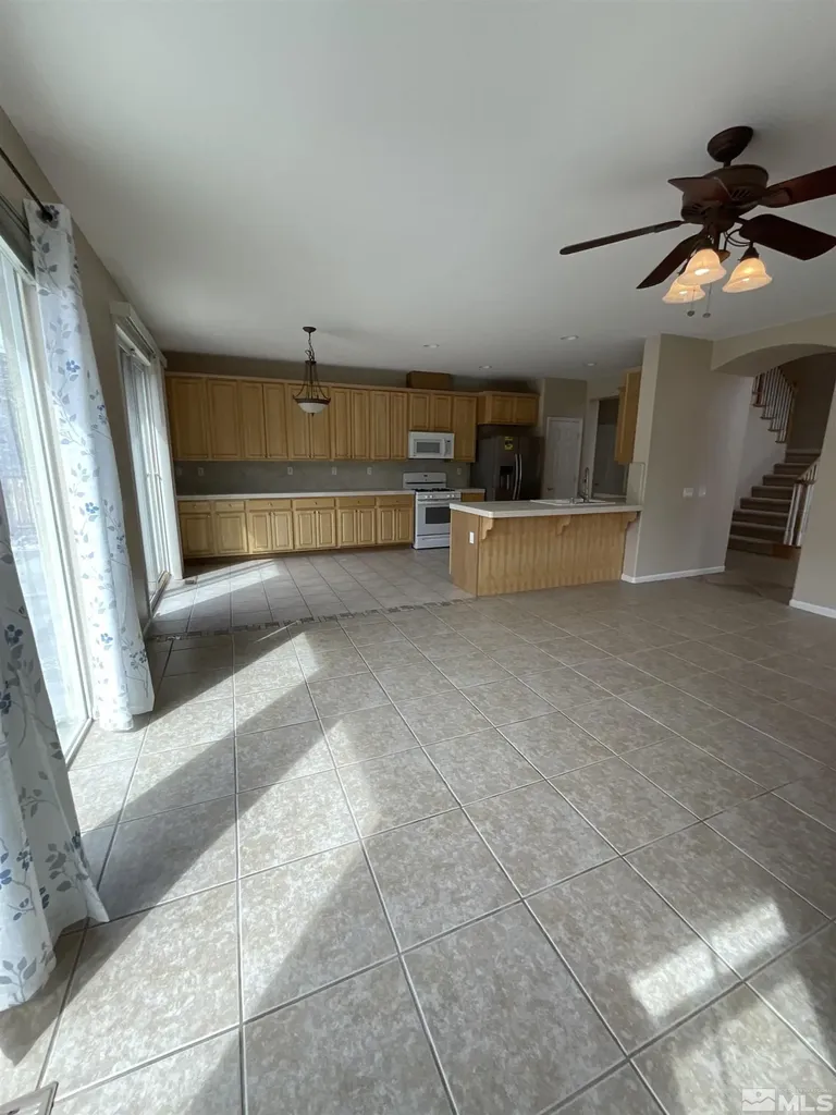 2847 Falcon Ridge Sparks NV 89436