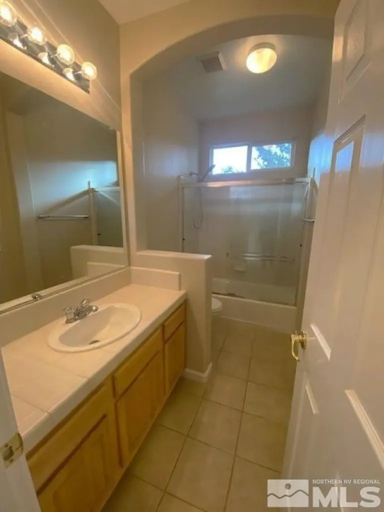 2847 Falcon Ridge Sparks NV 89436
