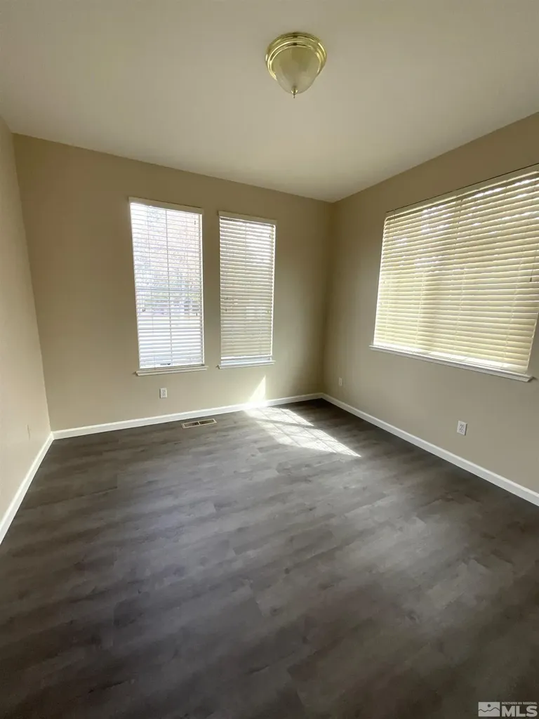2847 Falcon Ridge Sparks NV 89436
