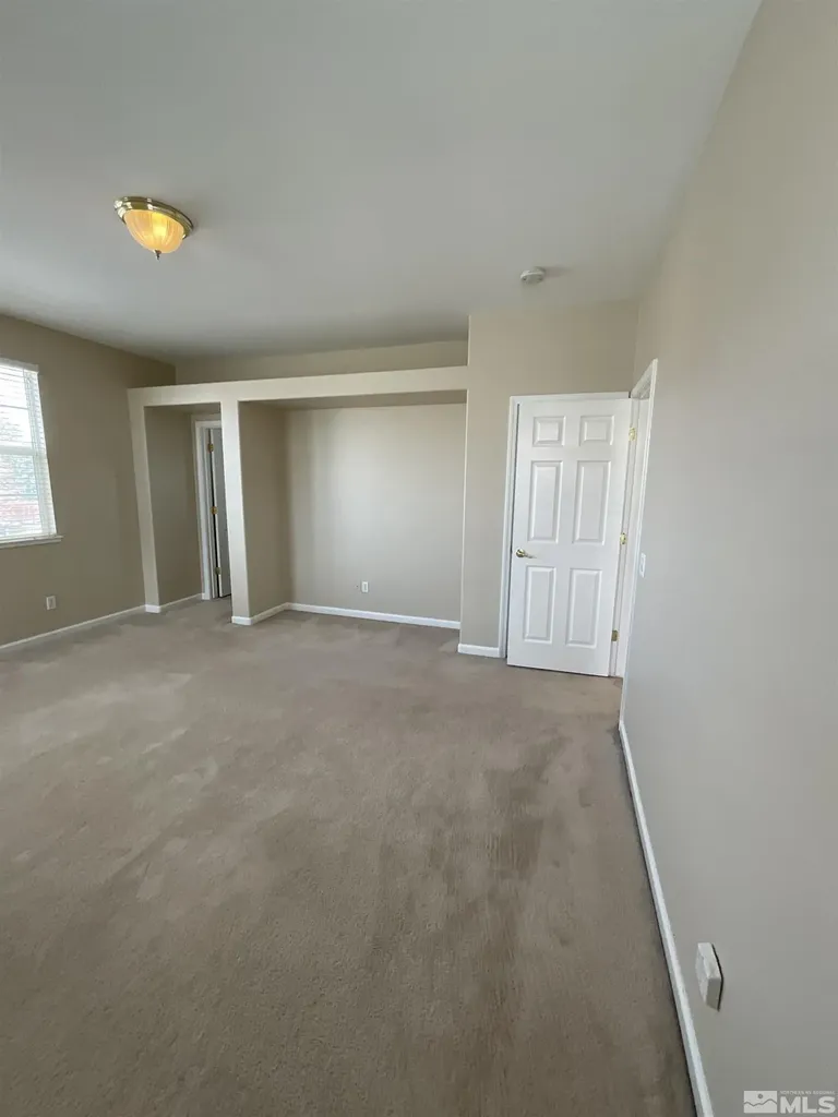 2847 Falcon Ridge Sparks NV 89436