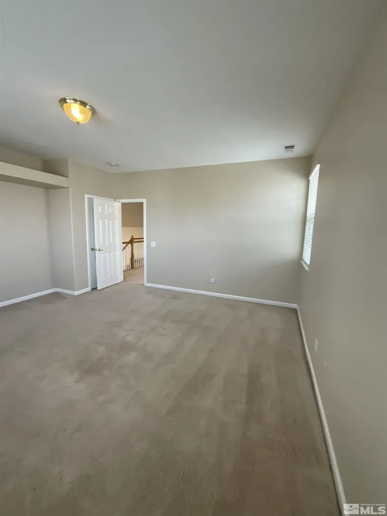 2847 Falcon Ridge Sparks NV 89436