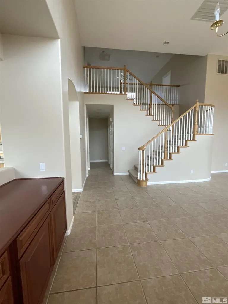 2847 Falcon Ridge Sparks NV 89436