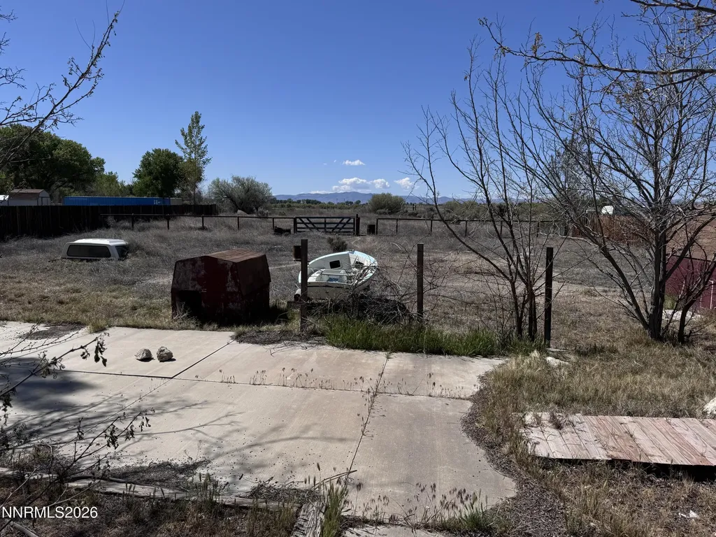 2995 Dallas Fallon NV 89406