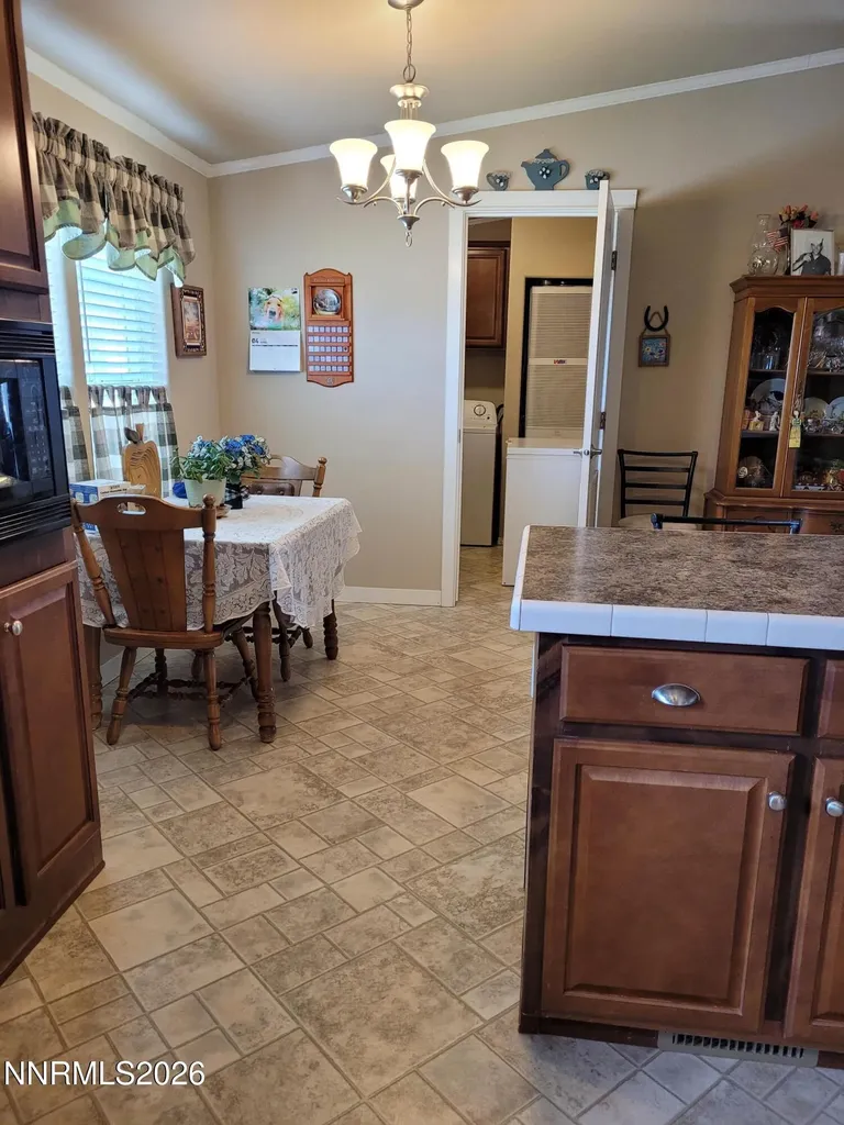 11005 Elk Winnemucca NV 89445