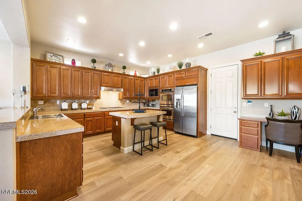 10155 Burghley Reno NV 89521