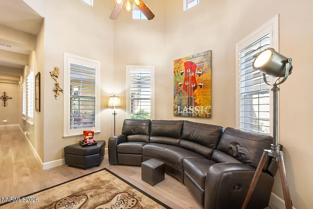 10155 Burghley Reno NV 89521