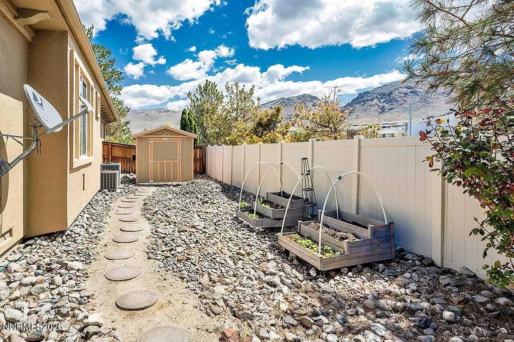 10155 Burghley Reno NV 89521