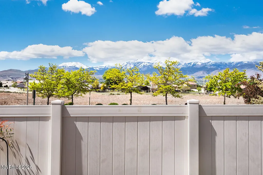 10155 Burghley Reno NV 89521