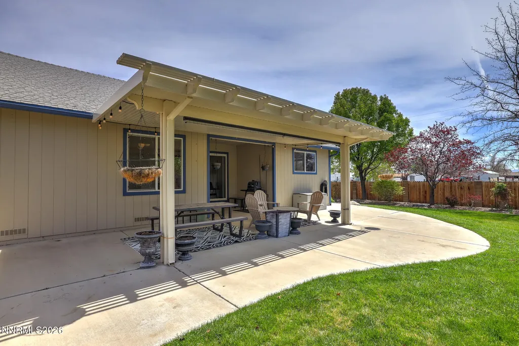 2848 San Juan Minden NV 89423