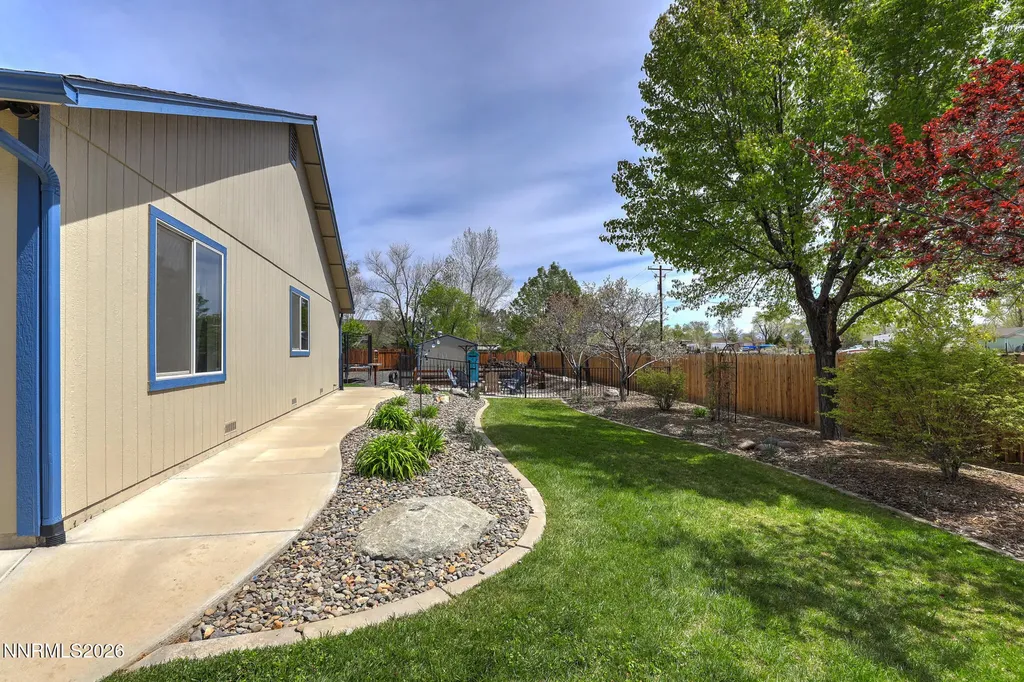 2848 San Juan Minden NV 89423
