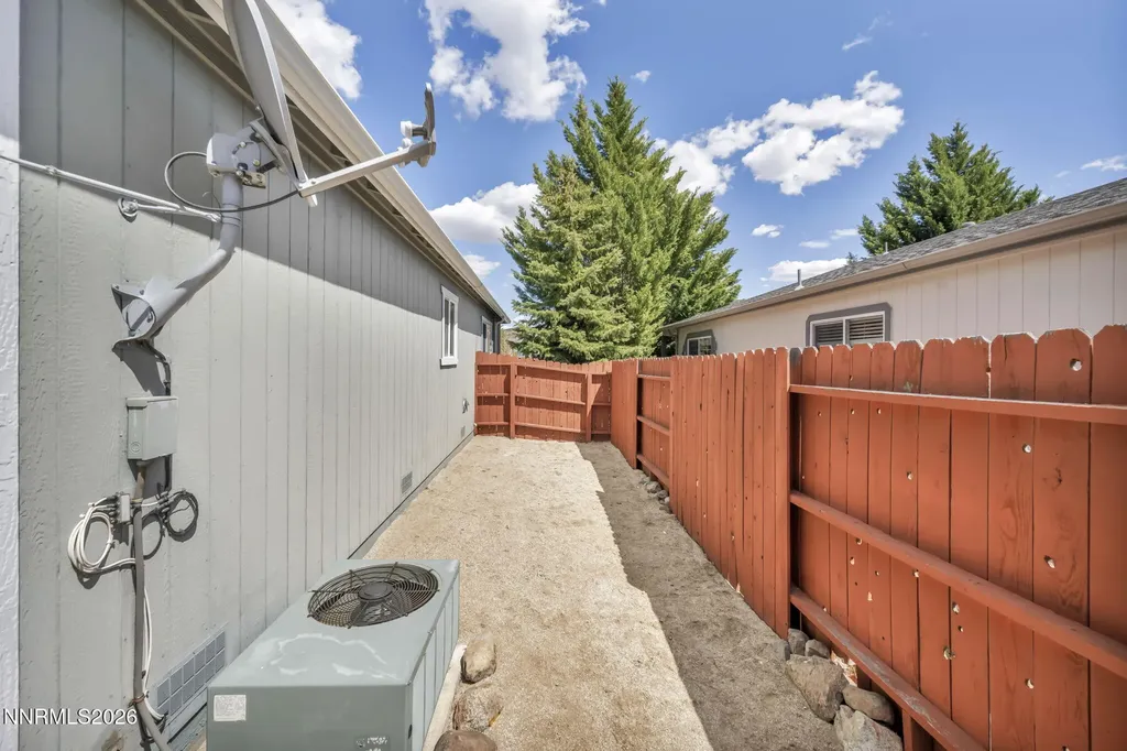 17471 Crystal Canyon Reno NV 89508