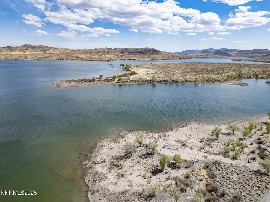 20144 Lahontan Dam Fallon NV 89406