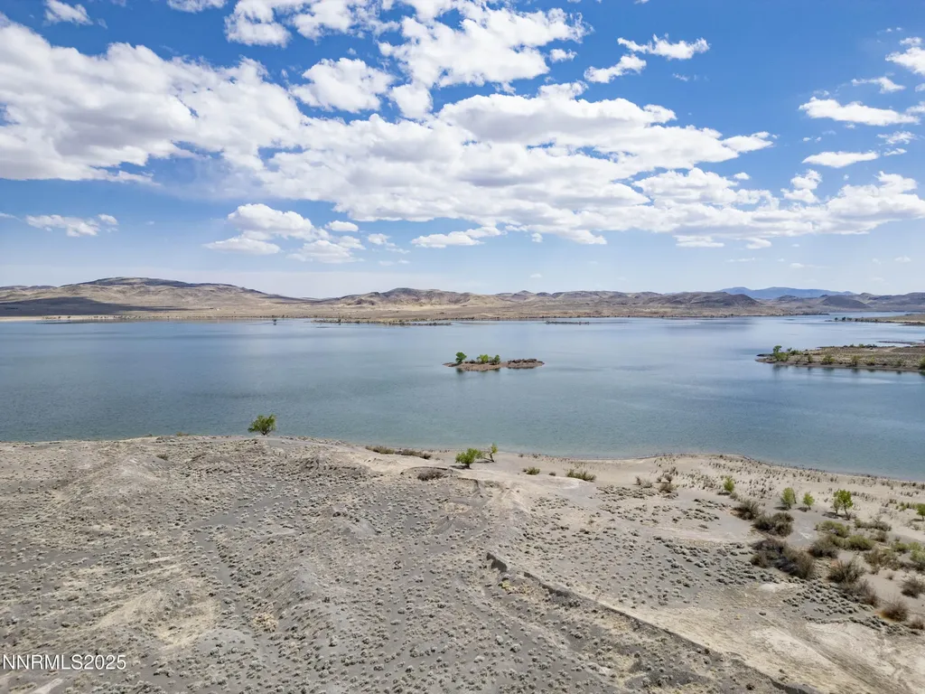 20144 Lahontan Dam Fallon NV 89406
