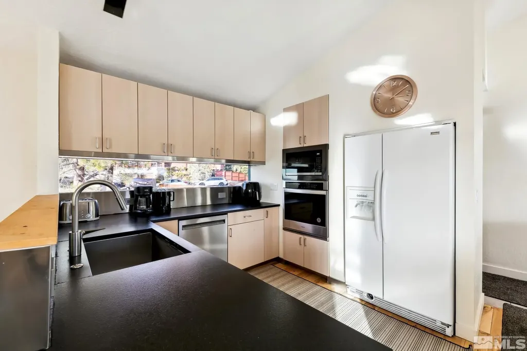 332 Barton Stateline NV 89449
