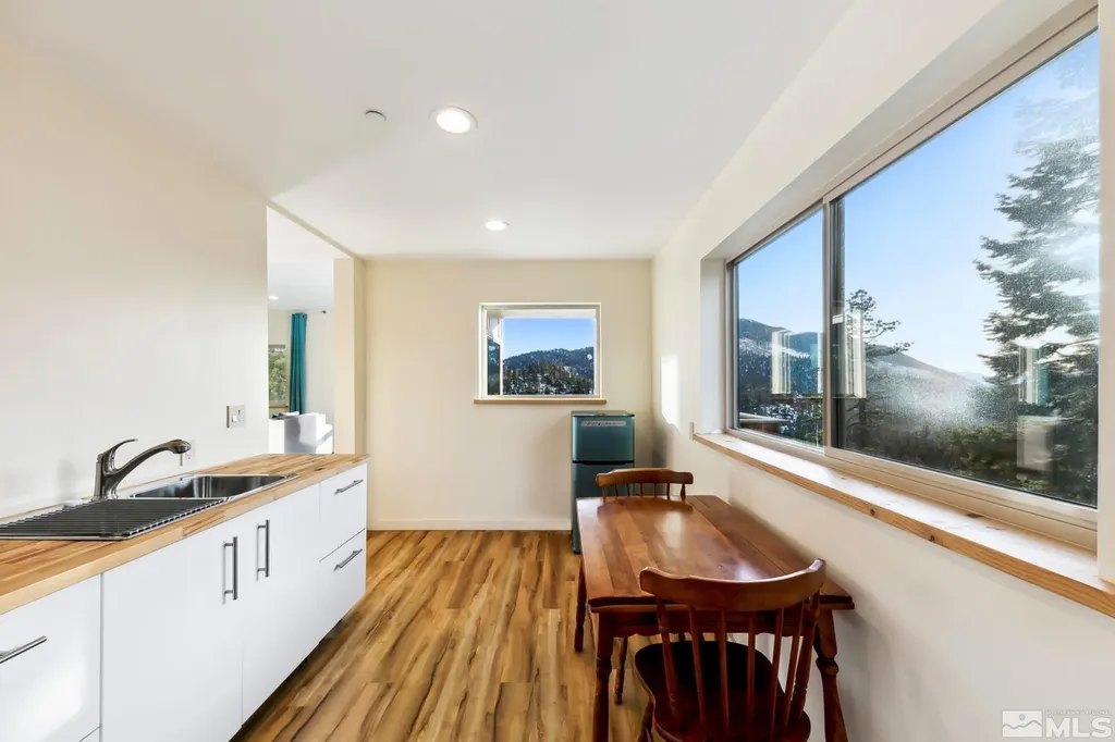 332 Barton Stateline NV 89449