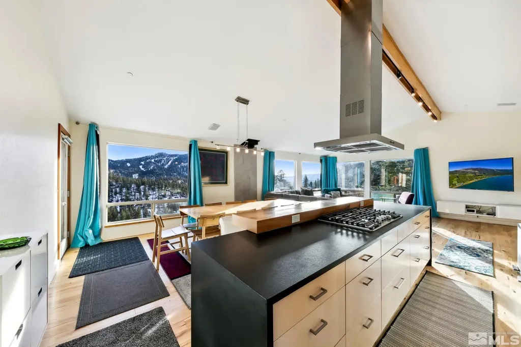 332 Barton Stateline NV 89449