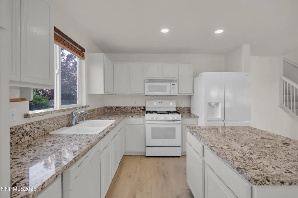 4065 Kings Row Reno NV 89503