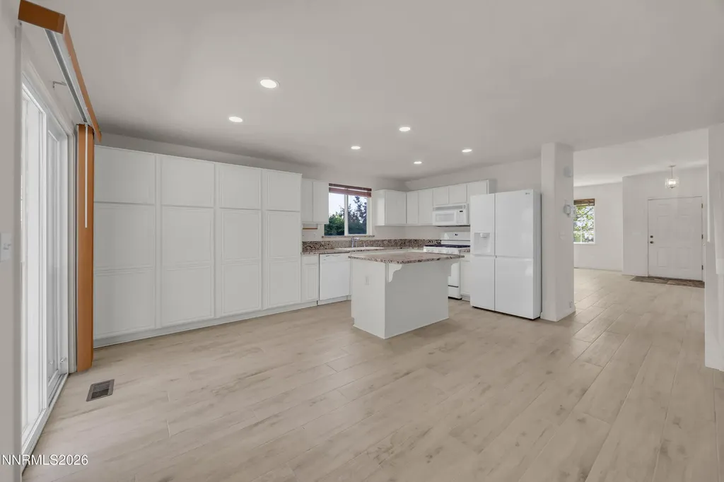 4065 Kings Row Reno NV 89503