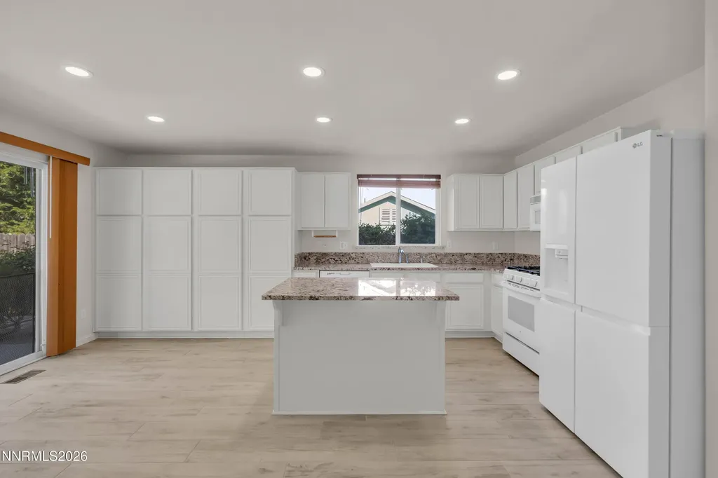 4065 Kings Row Reno NV 89503