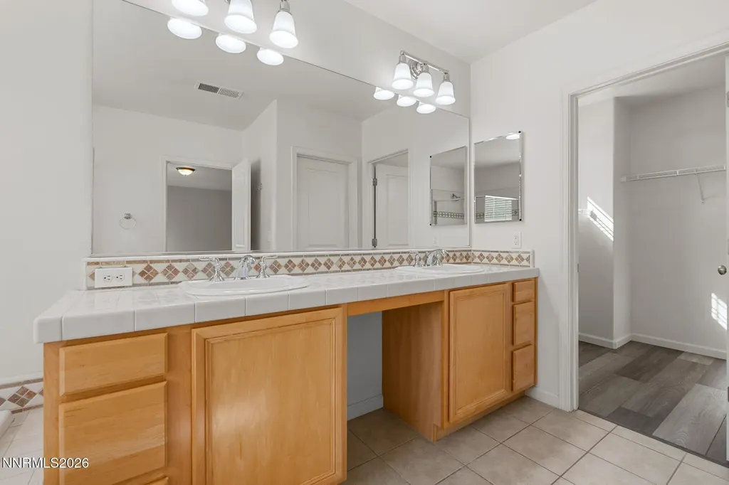 7648 Stone Bluff Reno NV 89523