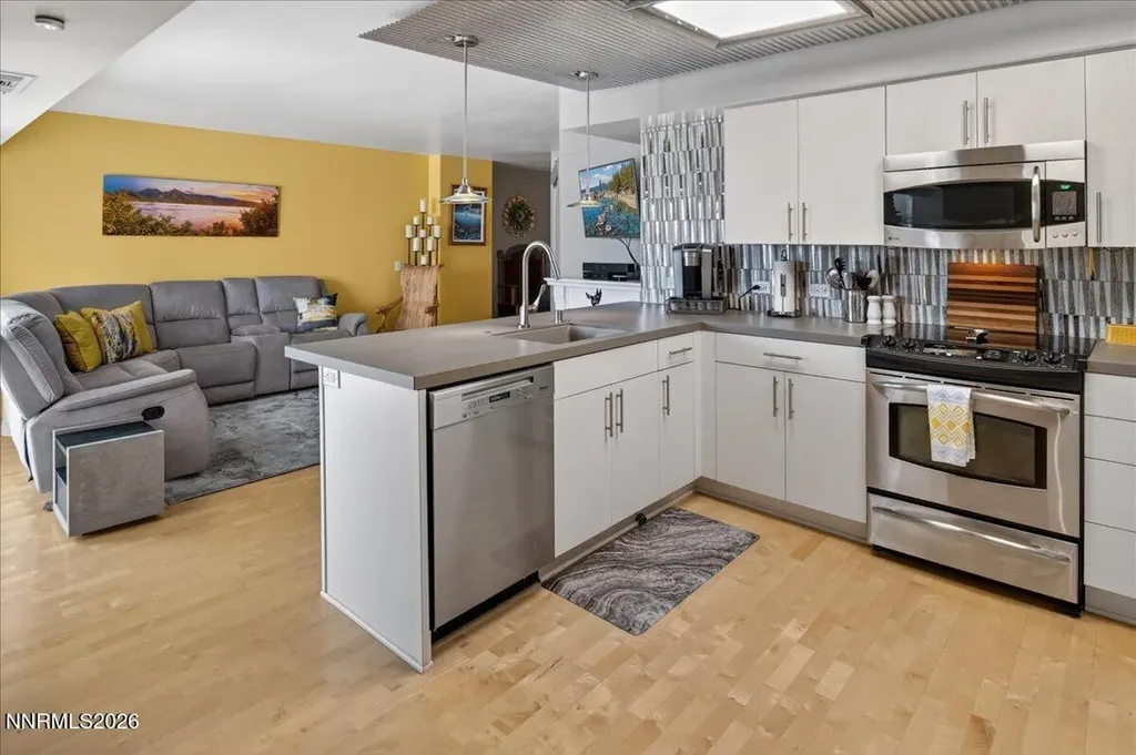 255 Sierra Reno NV 89501