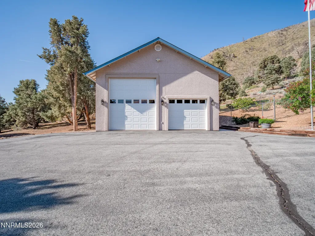 1530 Moss Gardnerville NV 89410