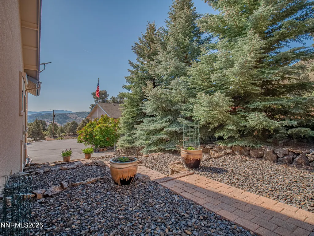 1530 Moss Gardnerville NV 89410