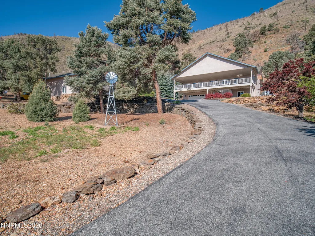1530 Moss Gardnerville NV 89410