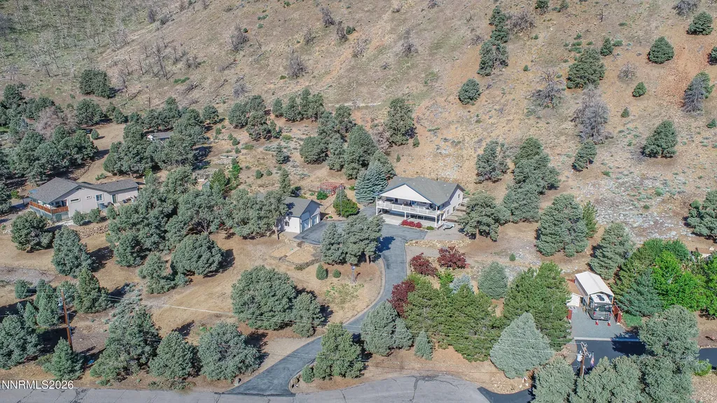 1530 Moss Gardnerville NV 89410