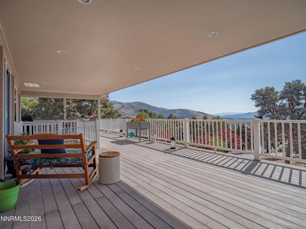 1530 Moss Gardnerville NV 89410