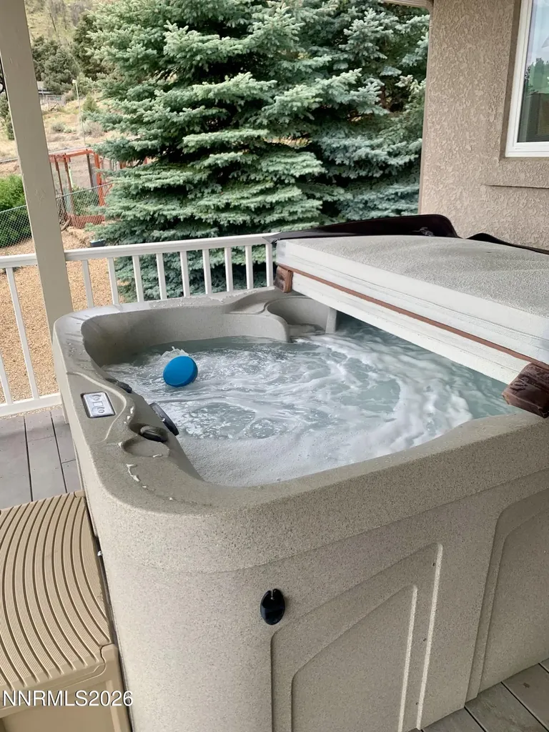1530 Moss Gardnerville NV 89410