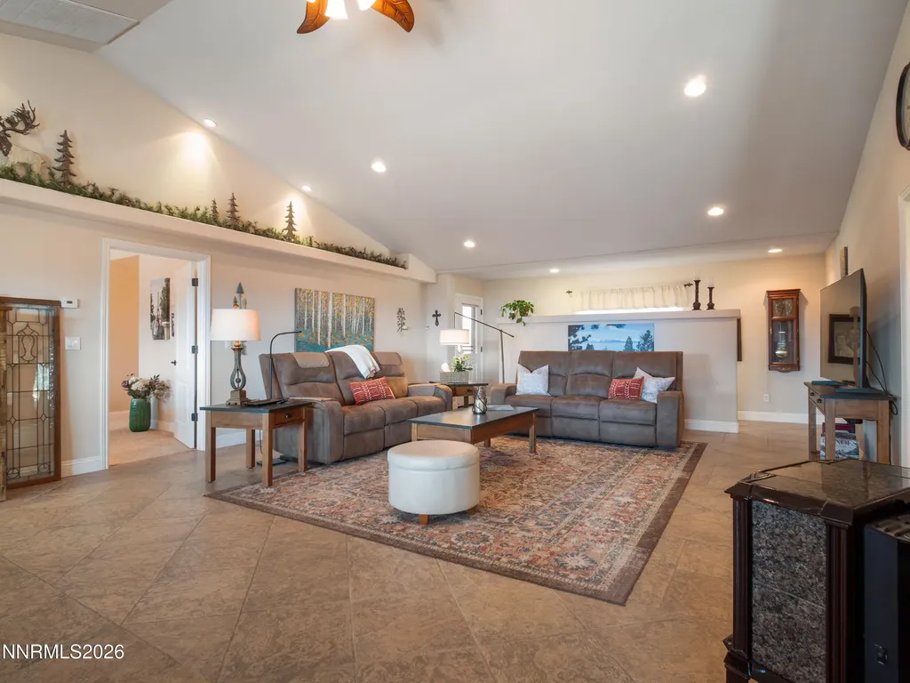 1530 Moss Gardnerville NV 89410