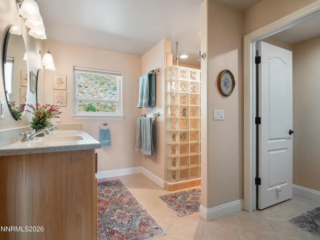 1530 Moss Gardnerville NV 89410