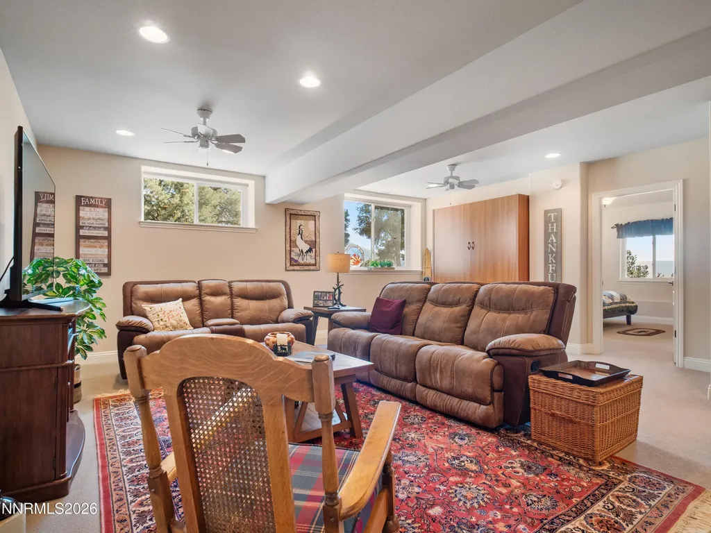 1530 Moss Gardnerville NV 89410
