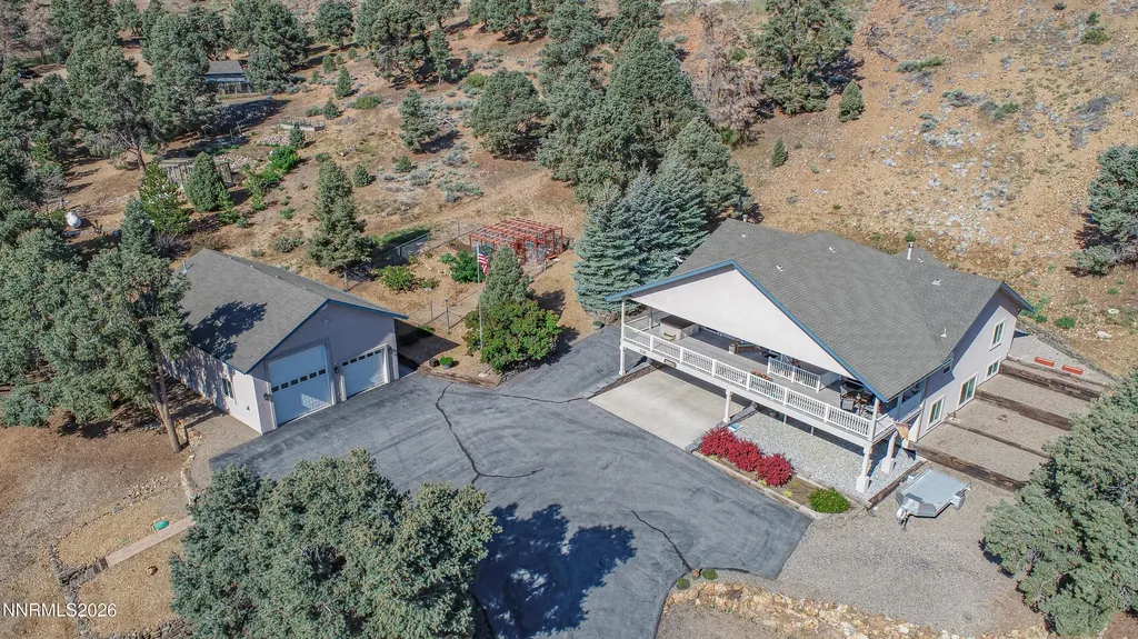 1530 Moss Gardnerville NV 89410