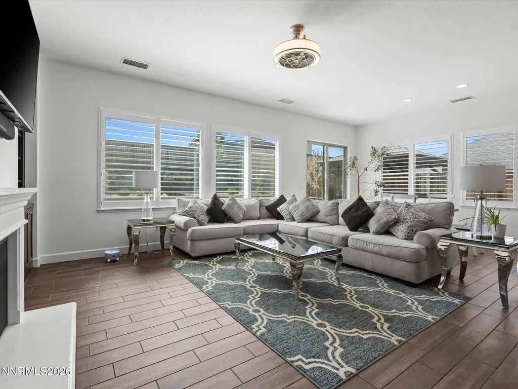 11682 Vista Park Sparks NV 89441