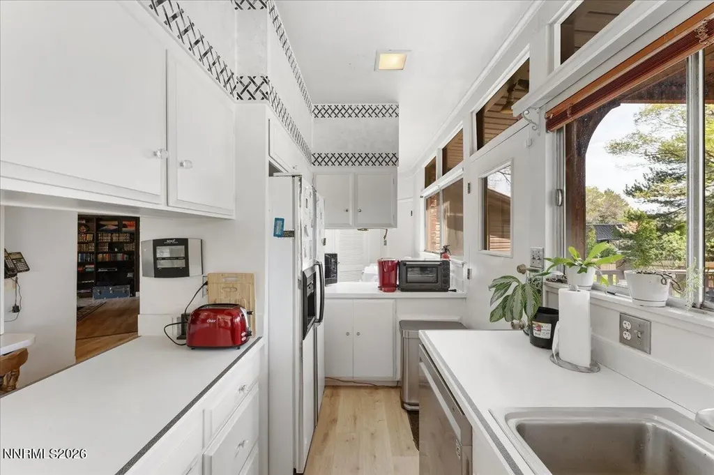 3850 Plumas Reno NV 89509