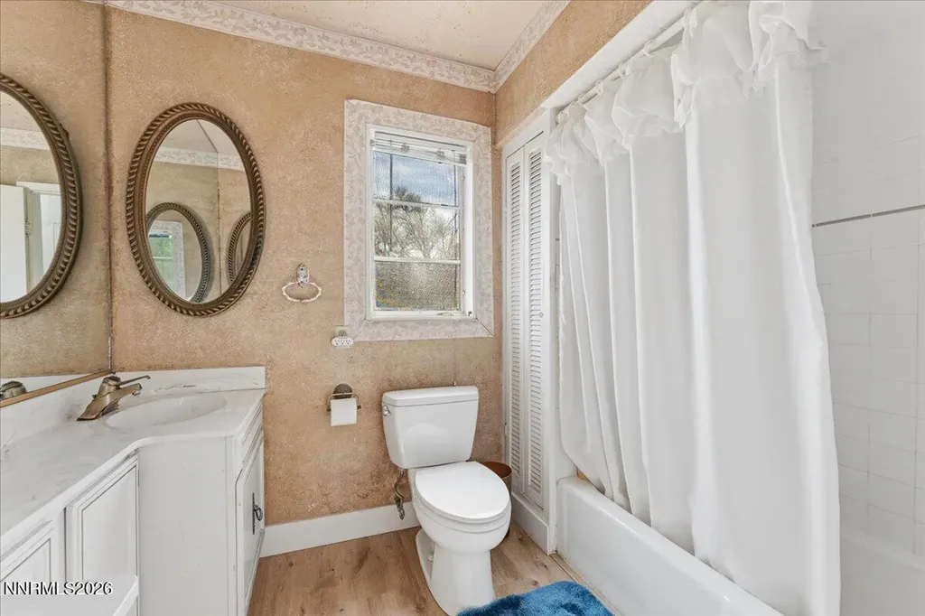 3850 Plumas Reno NV 89509